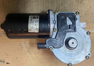 BMW E39 ΜΟΤΕΡ ΓΥΑΛΟΚΑΘΑΡΙΣΤΗΡΩΝ 8360603