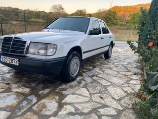 Mercedes-Benz E 200 '87 Full extra