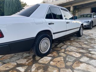 Mercedes-Benz E 200 1987 Full extra-thumb-2