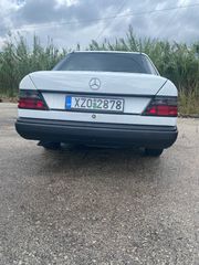Mercedes-Benz E 200 1987 Full extra-thumb-5