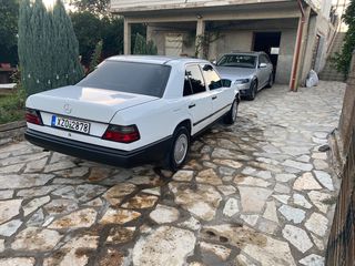 Mercedes-Benz E 200 1987 Full extra-thumb-12