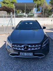 Mercedes-Benz GLA 180 '17 Business edition