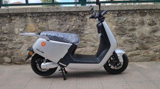 Yadea 2024 G5 ΗΛΕΚΤΡΙΚΟ ΕΠΙΔΟΤΗΣΗ 30%-thumb-2