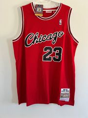Φανέλα - Εμφάνιση Michael Jordan Jersey Chicago Bulls 1984-85 Mitchell & Ness Κόκκινη μέγεθος XL