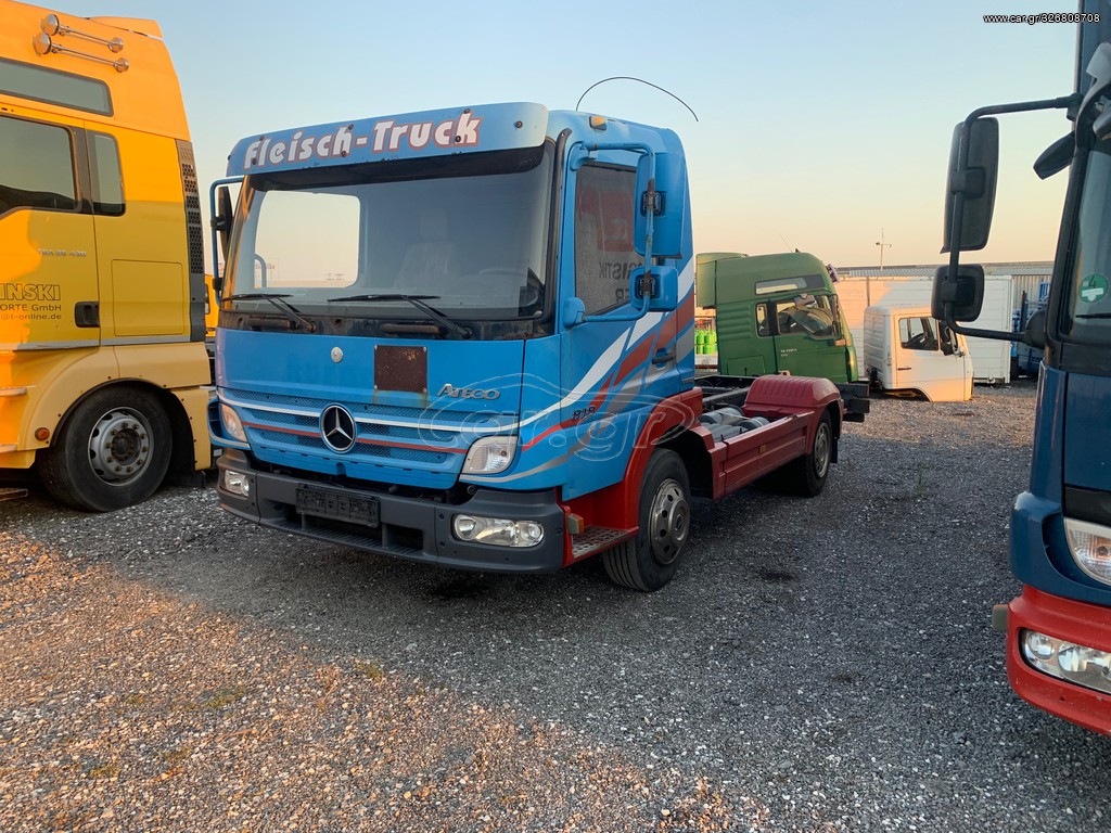 MERCEDES BENZ ATEGO 818