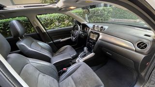 Suzuki Vitara 2017 *** AUTOMATIC - FULL EXTRA ***-thumb-24