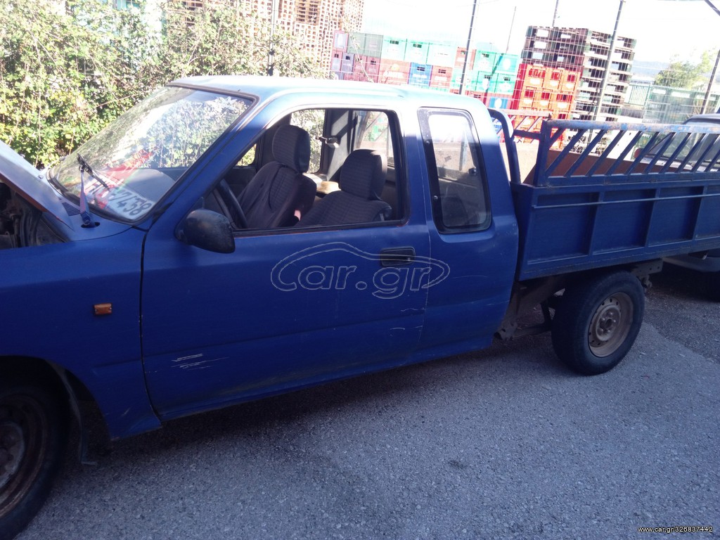  Ολόκληρο Αυτοκίνητο TOYOTA HILUX YN 85 ΜΙΑΜΙΣΗ ΚΑΜΠΙΝΑ