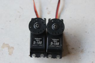 THUNDER TIGER 2 SERVO-thumb-1