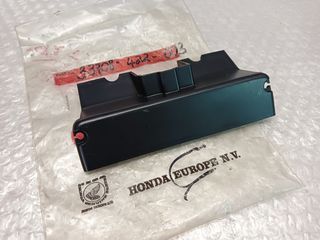 Honda CB 750F/900F/1100F/ CBX 1000A καπάκι φαναριού πίσω 
