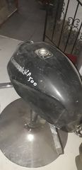 Kawasaki GP500 Ρεζερβουάρ