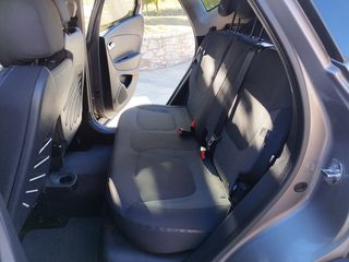Renault Captur 2016 ENERGY INTENSE EDC AYTOMATO NAV-thumb-26