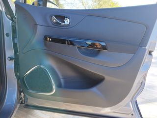 Renault Captur 2016 ENERGY INTENSE EDC AYTOMATO NAV-thumb-48