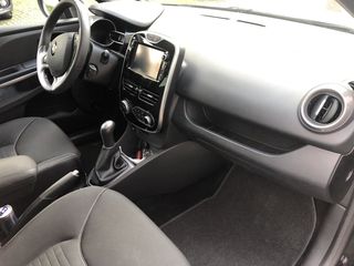 Renault Clio 2015 LIMITED EDITION-thumb-17