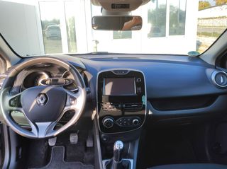 Renault Clio 2015 LIMITED EDITION-thumb-14
