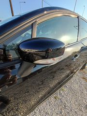 Renault Clio 2015 LIMITED EDITION-thumb-12