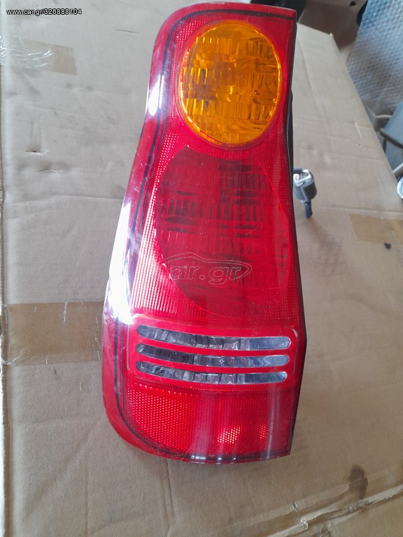 HYUNDAI MATRIX 2001-2006 ΠΙΣΩ ΦΑΝΟΙ ( ΔΕΞΙΟΣ ΚΑΙ ΑΡΙΣΤΕΡΟΣ )