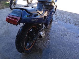Suzuki GSX 250FM-thumb-2