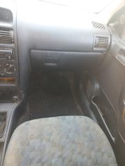 Opel Astra 2002-thumb-9