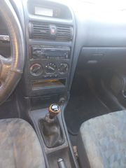 Opel Astra 2002-thumb-10