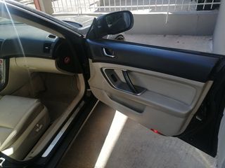 Subaru outback 3000 cc auto-thumb-8