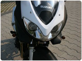 Μεμβράνη Αυτοκόλλητο Carbon Λευκό Bubble Free 570