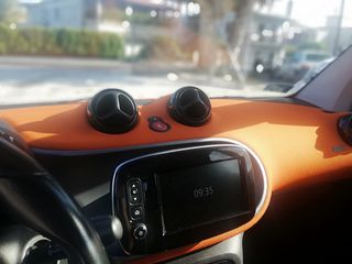 Smart ForTwo 2017-thumb-9