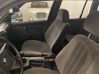 Bmw 318 1990 i TOURING AUTOK-thumb-8