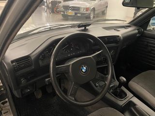 Bmw 318 1990 i TOURING AUTOK-thumb-9