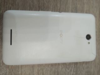 Sony XPERIA-thumb-9