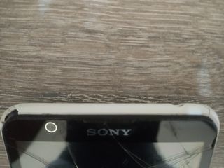 Sony XPERIA-thumb-11