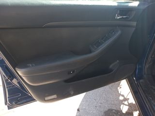 Toyota AVENSIS 2005-thumb-4