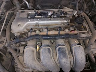 Toyota AVENSIS 2005-thumb-11