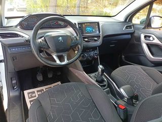 Peugeot 2008 2015 1.2 VTi Style- Panorama-thumb-19