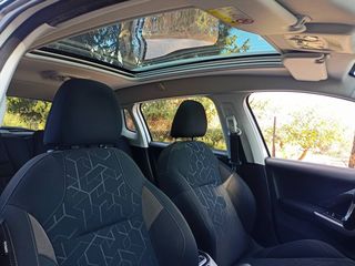 Peugeot 2008 2015 1.2 VTi Style- Panorama-thumb-32