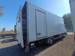 Ψυγείο Mercedes-Benz 2016 ATEGO ψυγείοeuro6-thumb-10