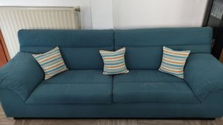 3θέσιος και 2θεσιος καναπές σε καλή κατάσταση     23cm2 x 88cm      190cm x 88cm