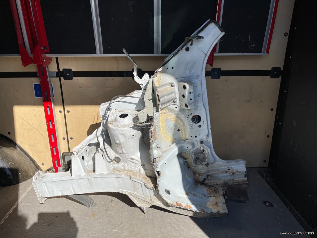 ΚΟΛΩΝΑ ΕΜΠΡΟΣ ΔΕΞΙΑ ΜΕ ΤΡΟΜΠΕΤΟ HYUNDAI I10 2007-2011