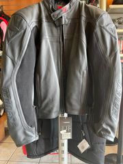 Προσφορά 400 ευρώ, Dainese jacket, μαύρο