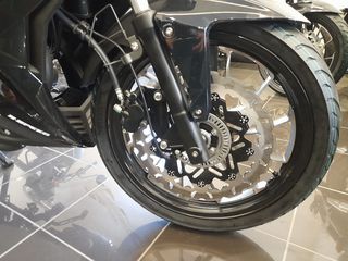 Malaguti Spectre GP 125 2025-thumb-3