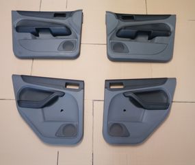 Ταπετσαρίες (Πλαστικές) από όλες τις πόρτες Ford Focus 2008-2011 S/W 