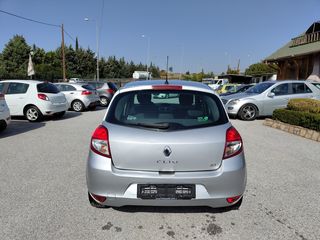 Renault Clio 2012-thumb-1