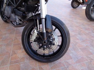 Ducati Hypermotard 796 2013-thumb-6