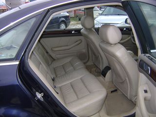Audi A6 2004 Avant 2.4 quattro Automatic-thumb-13