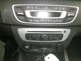 Renault Megane 2015 1.5 dCi Business EYRO 6 ΟΘΟΝΗ ΝΑVI Ευro 6-thumb-29