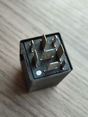 Ρελέ φώτων αλάρμ BMW E36 E32-thumb-1