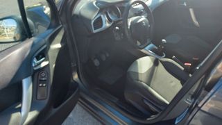Citroen C3 2012-thumb-6