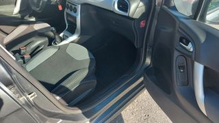Citroen C3 2012-thumb-8