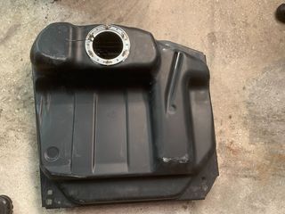 ΡΕΖΕΡΒΟΥΑΡ ΑΠΟ MERCEDES A150-thumb-1