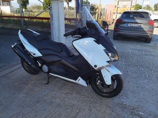Yamaha T-Max 530 2014-thumb-1