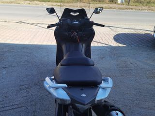 Yamaha T-Max 530 2014-thumb-10